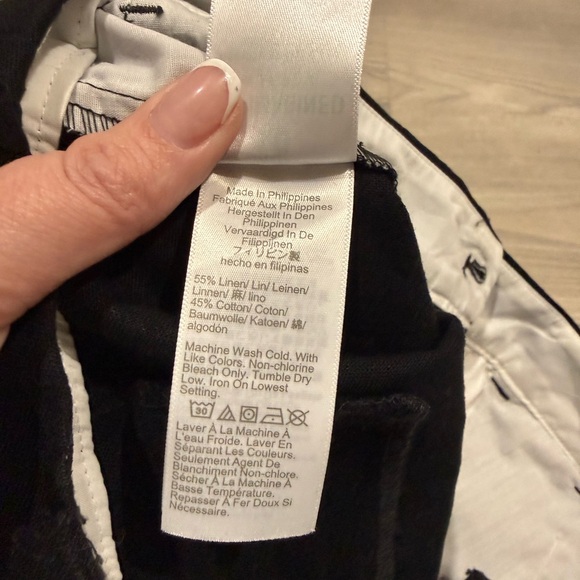 J. Crew Women's Black Scalloped High Waist Shorts - Picture 8 of 10